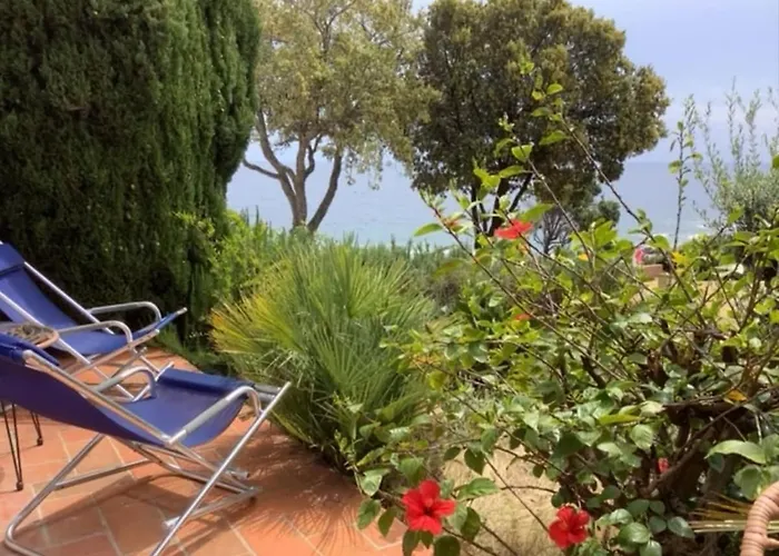 Secret Creek アパート